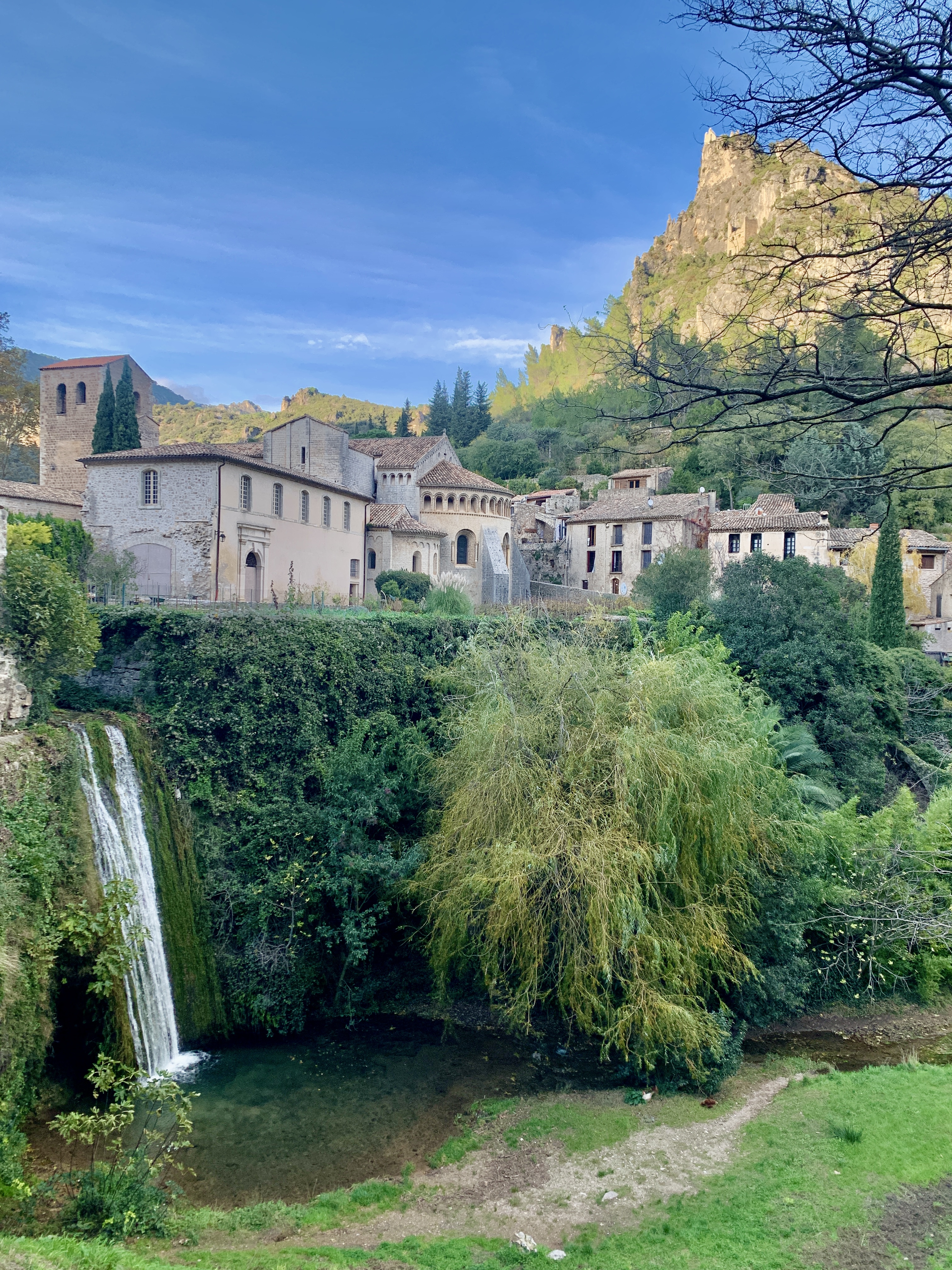 Saint-Guilhem-le-Désert — панорама